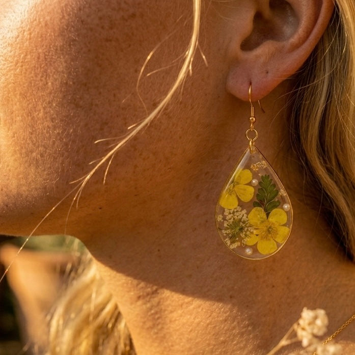 Petala Droplet Necklaces