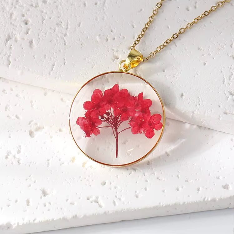 Pure Form Necklace - Gold